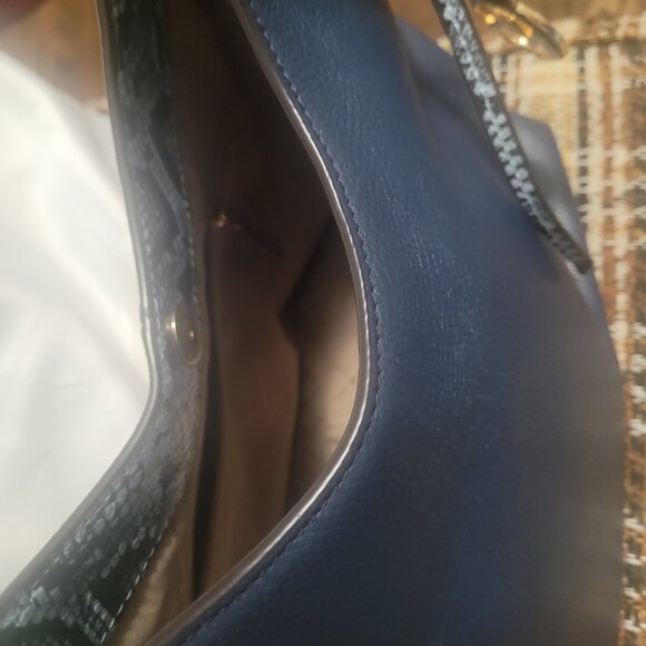 Michael Kors purse - Picture 3 of 4